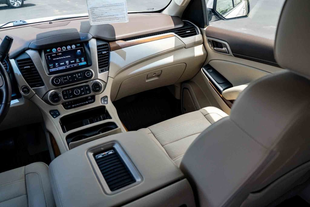 Certified 2019 GMC Yukon Denali w/ Open Road Package AWD/4WD image 26