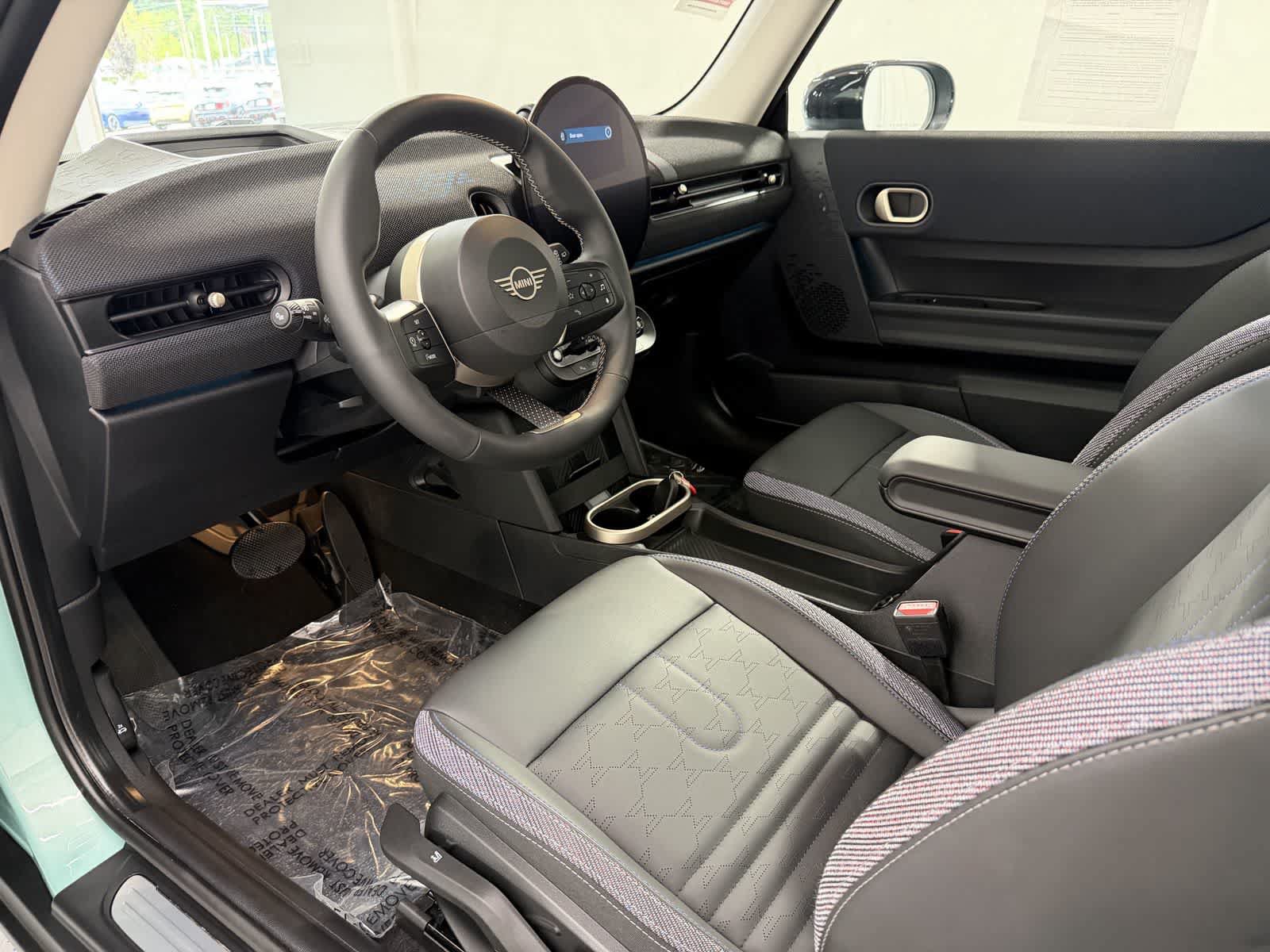 Certified 2025 MINI Cooper S FWD image 9