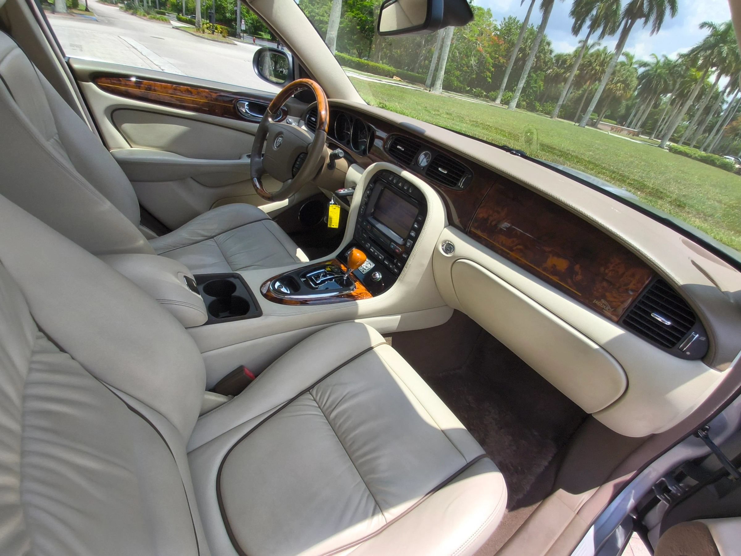 Used 2006 Jaguar XJ Vanden Plas RWD image 39