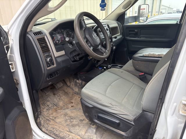 Used 2012 RAM 3500 ST w/ ST Decor Group AWD/4WD image 4