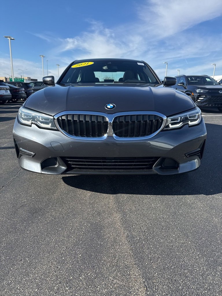 Used 2021 BMW 330i xDrive Sedan w/ Convenience Package image 18