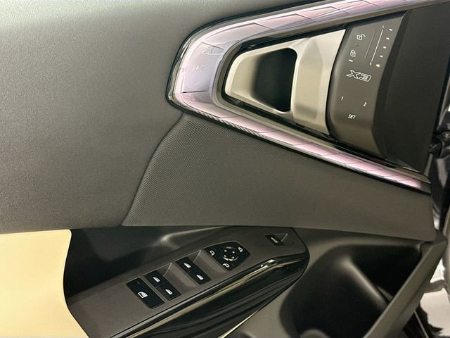 Used 2026 BMW X3 xDrive30 w/ Premium Package image 18