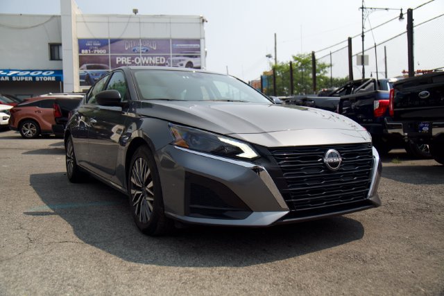 Used 2025 Nissan Altima 2.5 SV FWD 360° Tour