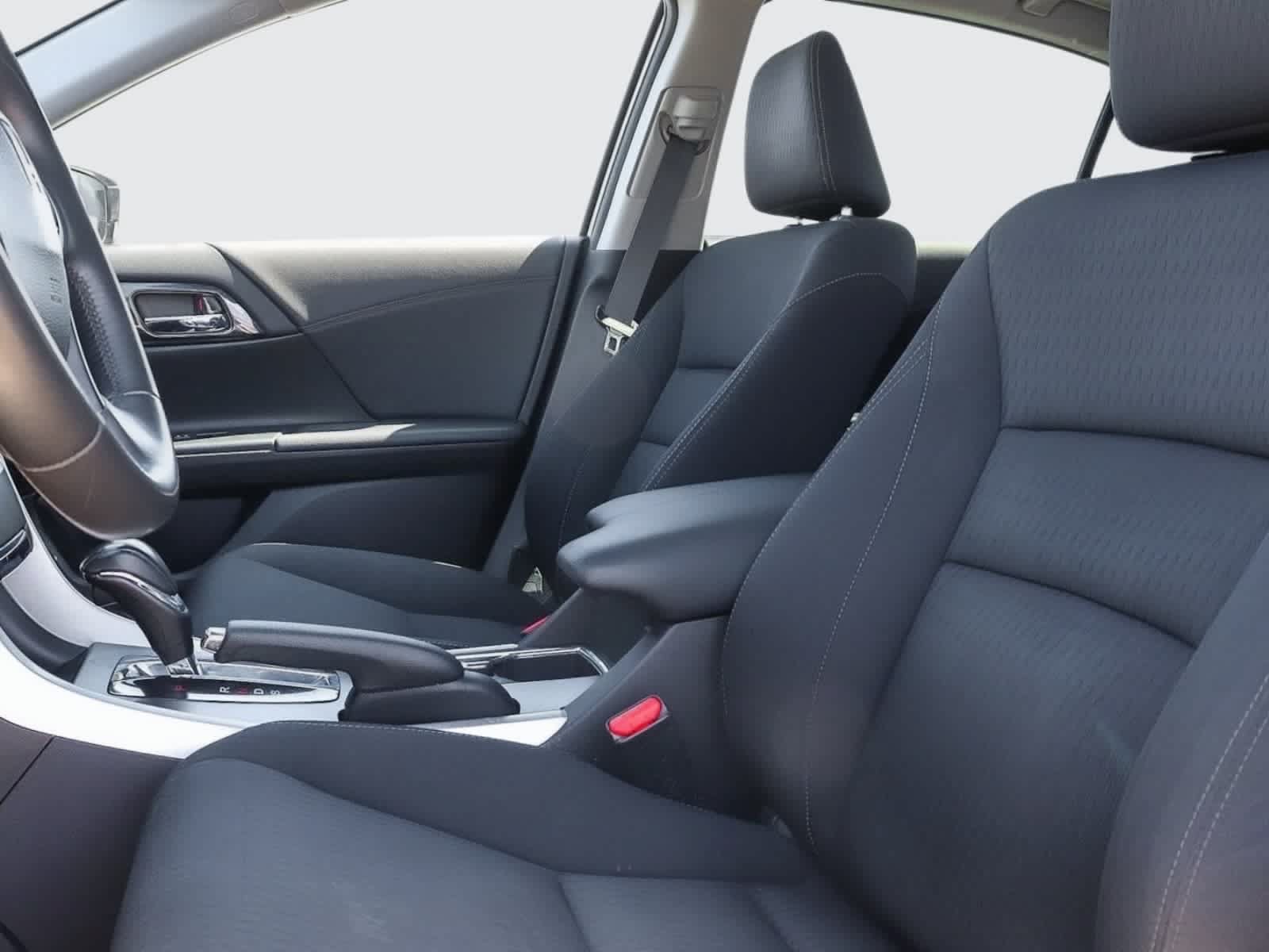 Used 2013 Honda Accord Sport image 28