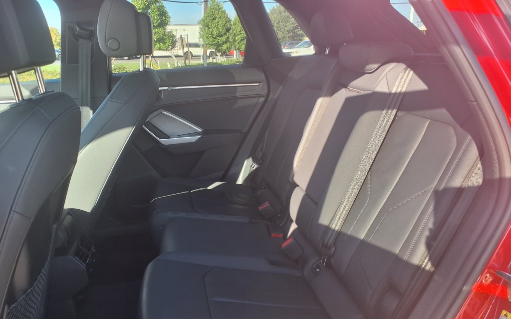 Used 2025 Audi Q3 2.0T Premium AWD/4WD image 14