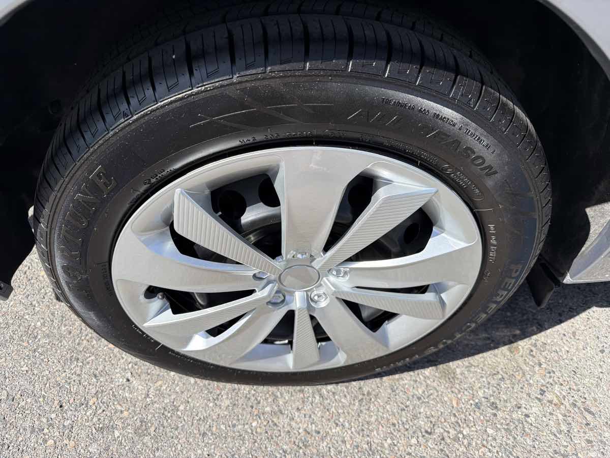 Used 2017 Subaru Impreza 2.0i AWD/4WD image 20