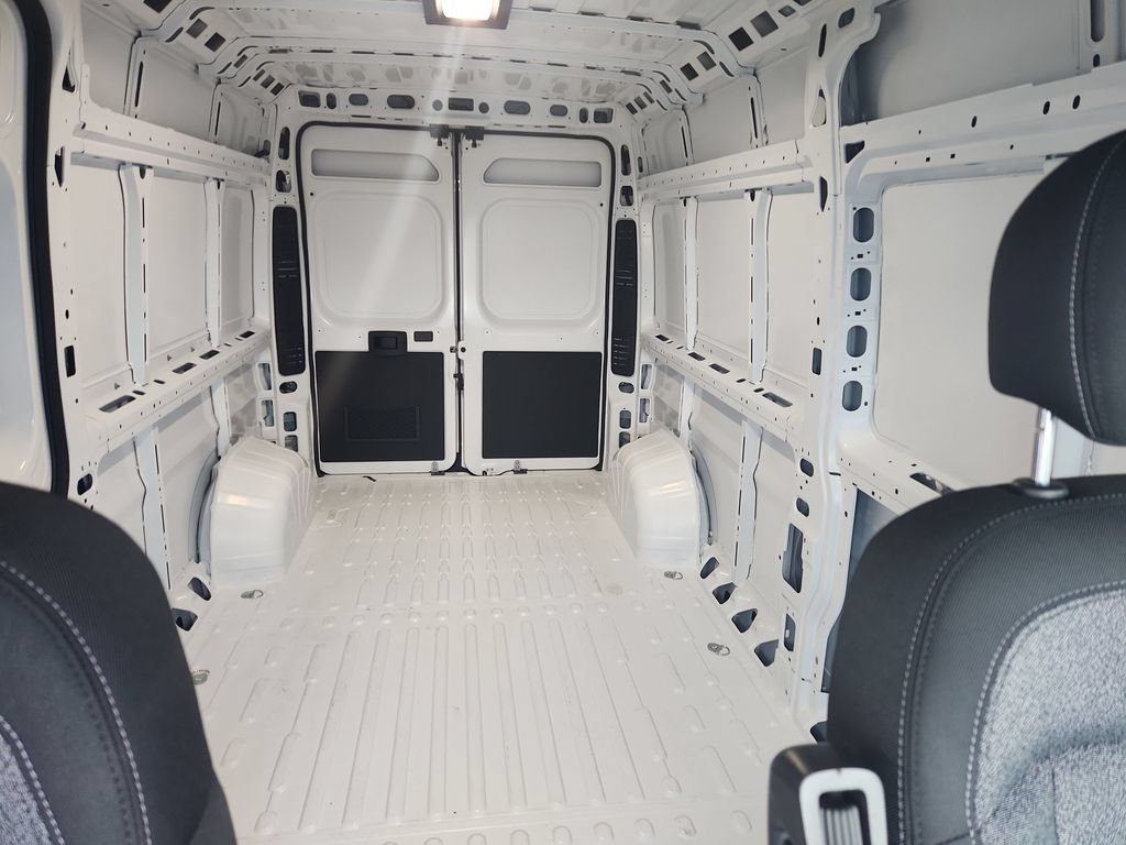 New 2026 RAM ProMaster 2500 w/ Convenience Group FWD image 20