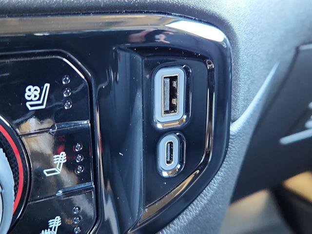 Used 2024 Chevrolet Silverado 1500 LTZ w/ LTZ Premium Package image 23