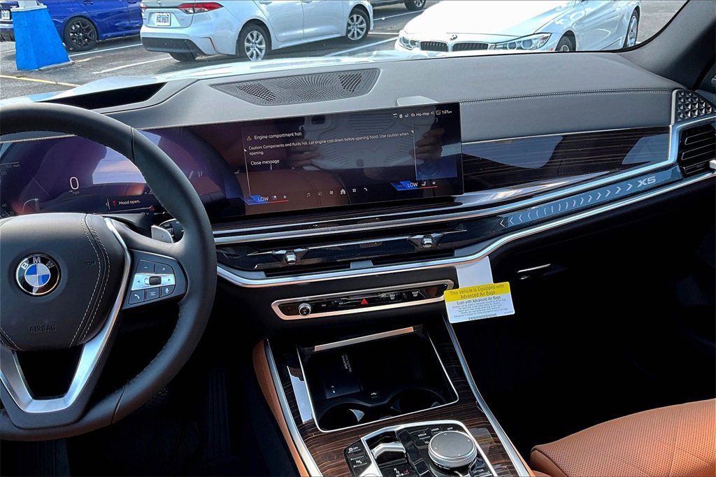 New 2026 BMW X5 xDrive40i w/ Climate Comfort Package image 6