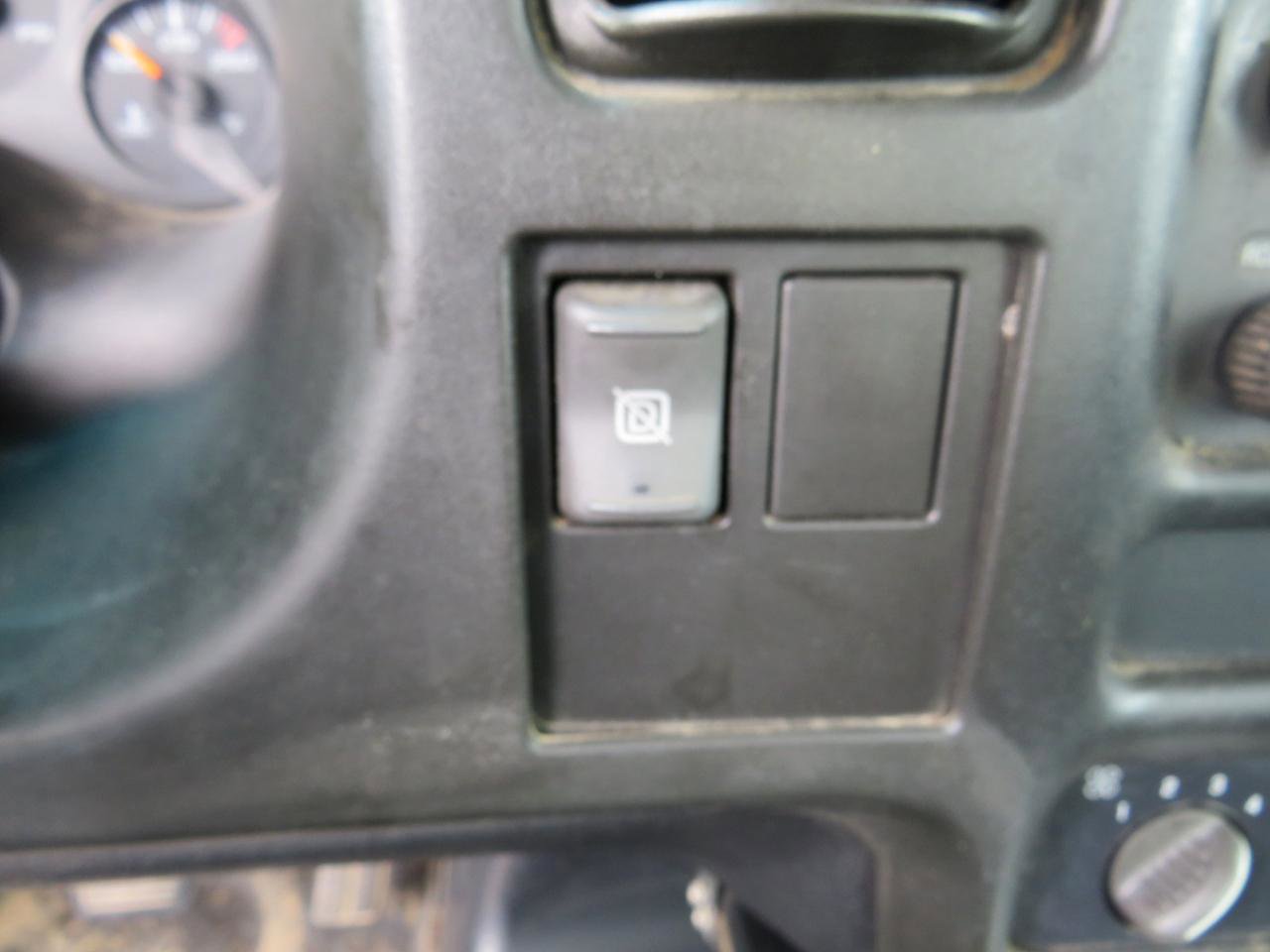 Used 2005 Chevrolet Kodiak C4500 2WD Regular Cab image 16