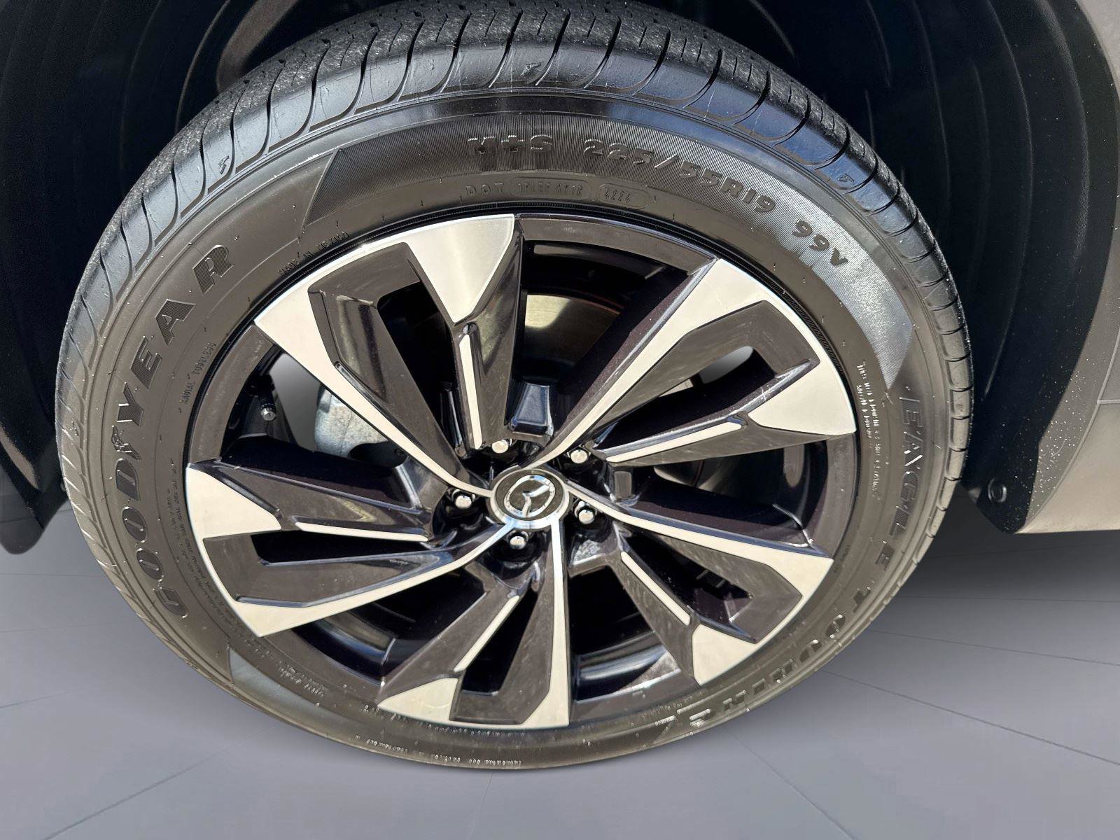 Certified 2025 MAZDA CX-50 2.5 Hybrid w/ Weather Package image 11