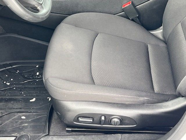 Used 2020 Chevrolet Malibu LT image 34