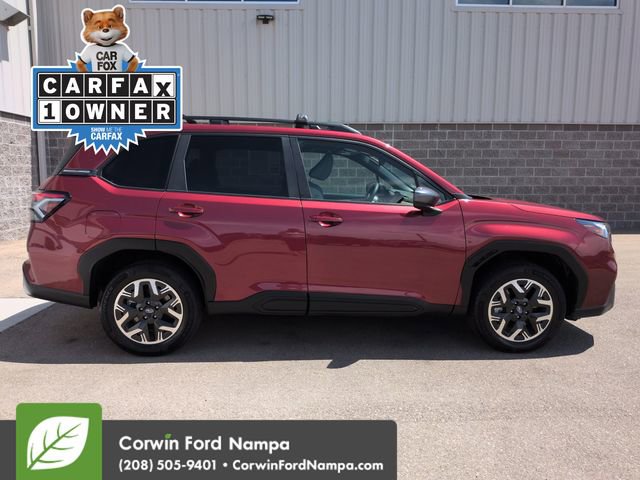 Used 2025 Subaru Forester Premium w/ Convenience Package #1 AWD/4WD image 2