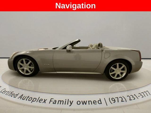Used 2005 Cadillac XLR RWD image 3