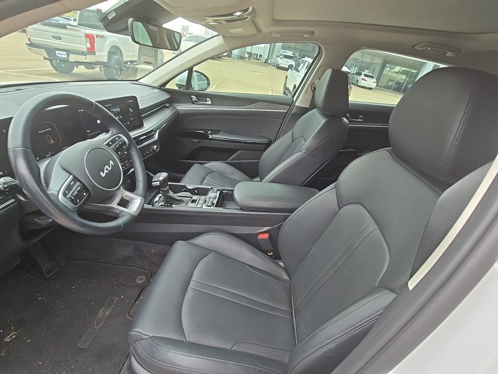 Used 2025 Kia K5 EX image 16