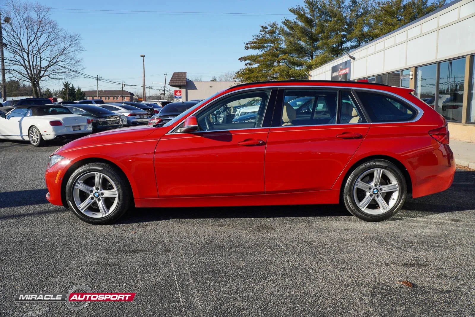 Used 2017 BMW 330i xDrive 330i xDrive Sport Wagon 4D image 4