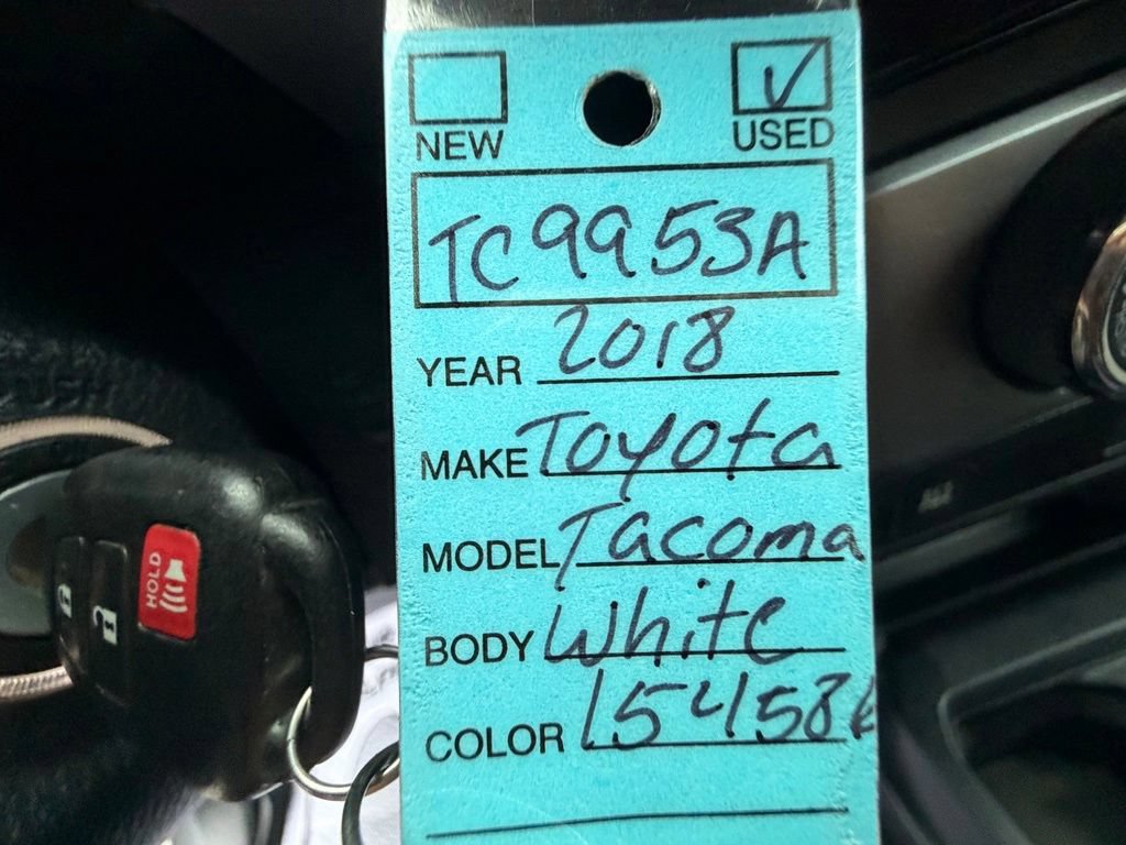 Used 2018 Toyota Tacoma SR5 AWD/4WD image 27