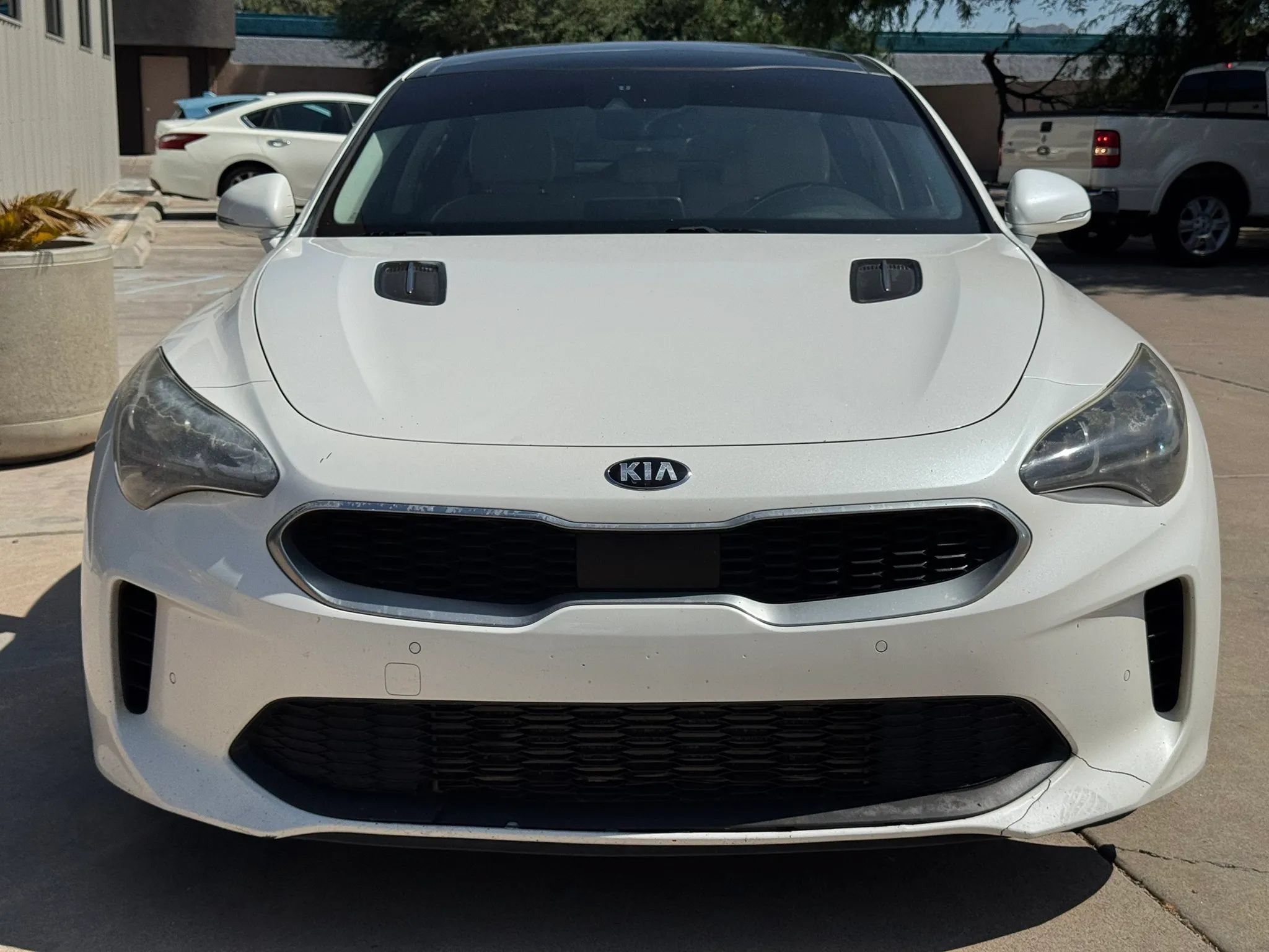 Used 2018 Kia Stinger Premium RWD image 3