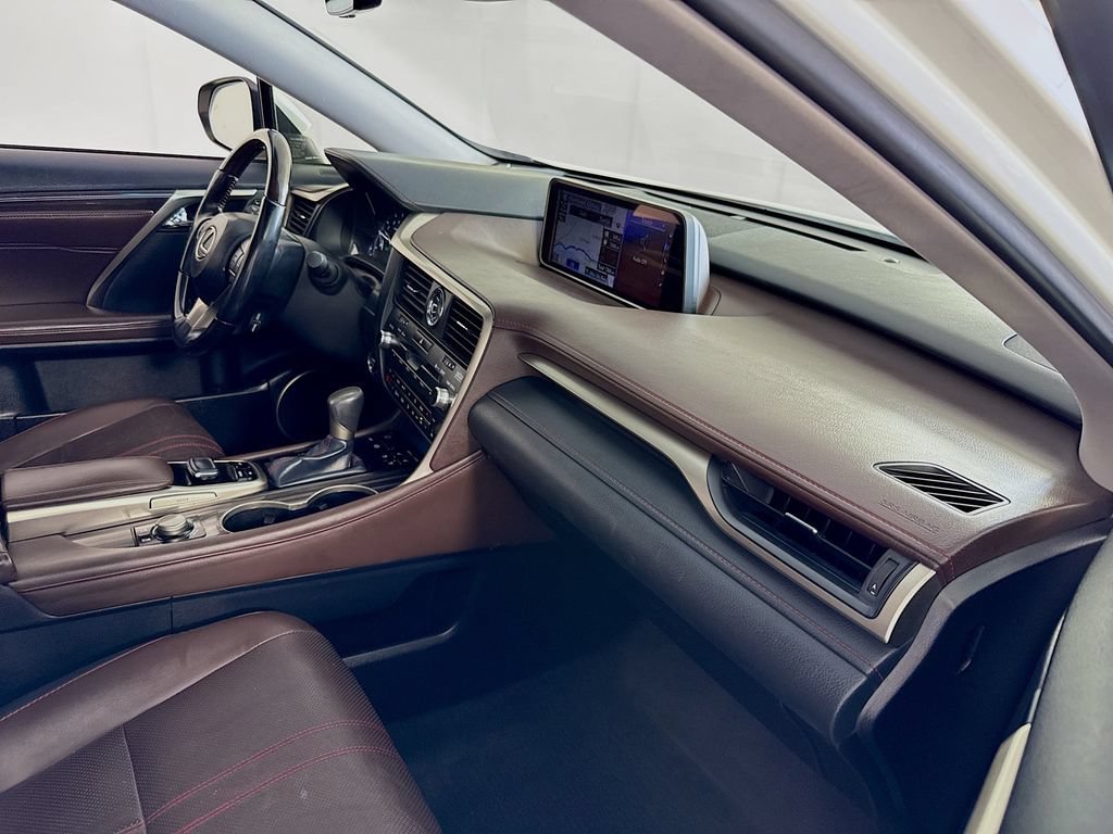 Used 2018 Lexus RX 450hL Luxury w/ Accessory Package AWD/4WD image 34