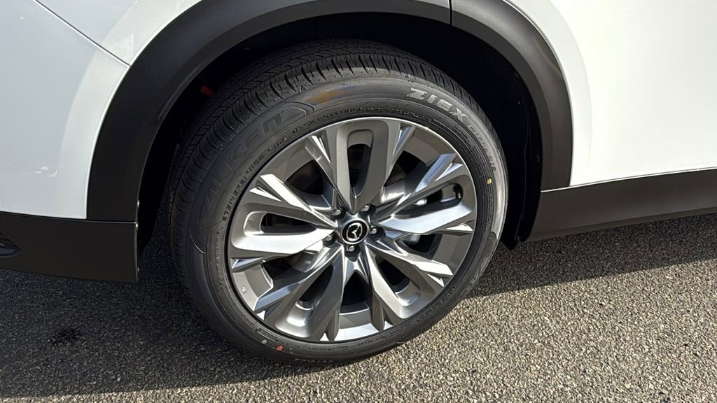 New 2026 MAZDA CX-90 Plug-In Hybrid w/ Preferred image 25
