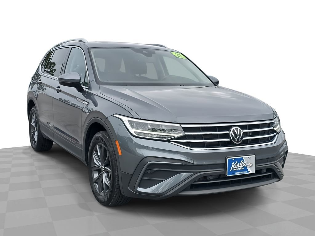 Used 2022 Volkswagen Tiguan SE