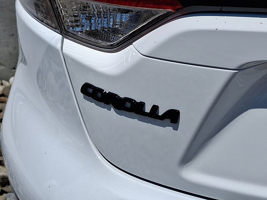 Used 2024 Toyota Corolla SE FWD image 15