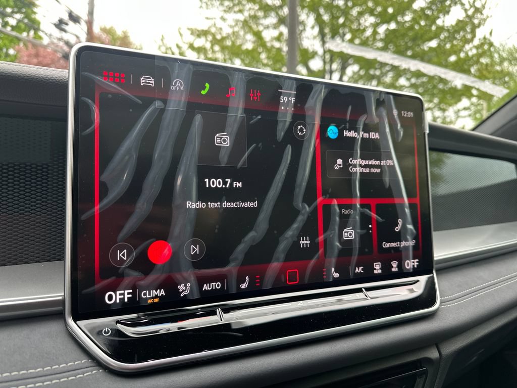 New 2026 Volkswagen Tiguan SE R-Line AWD/4WD image 9