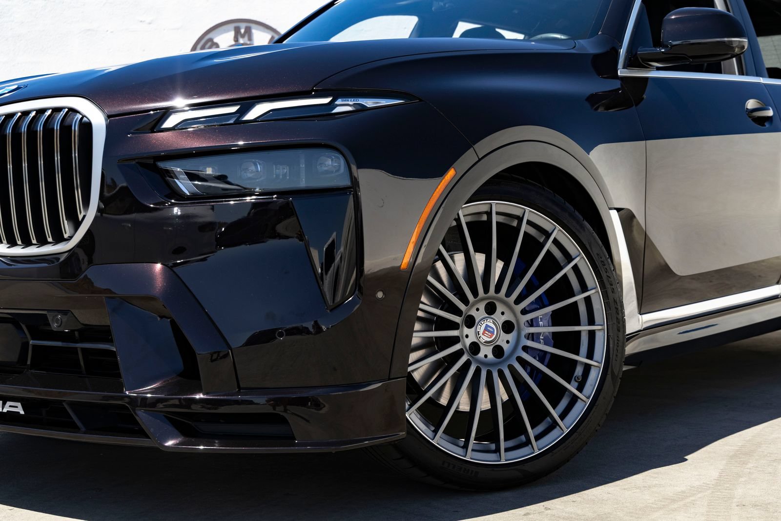 Used 2023 BMW ALPINA XB7 AWD/4WD image 10