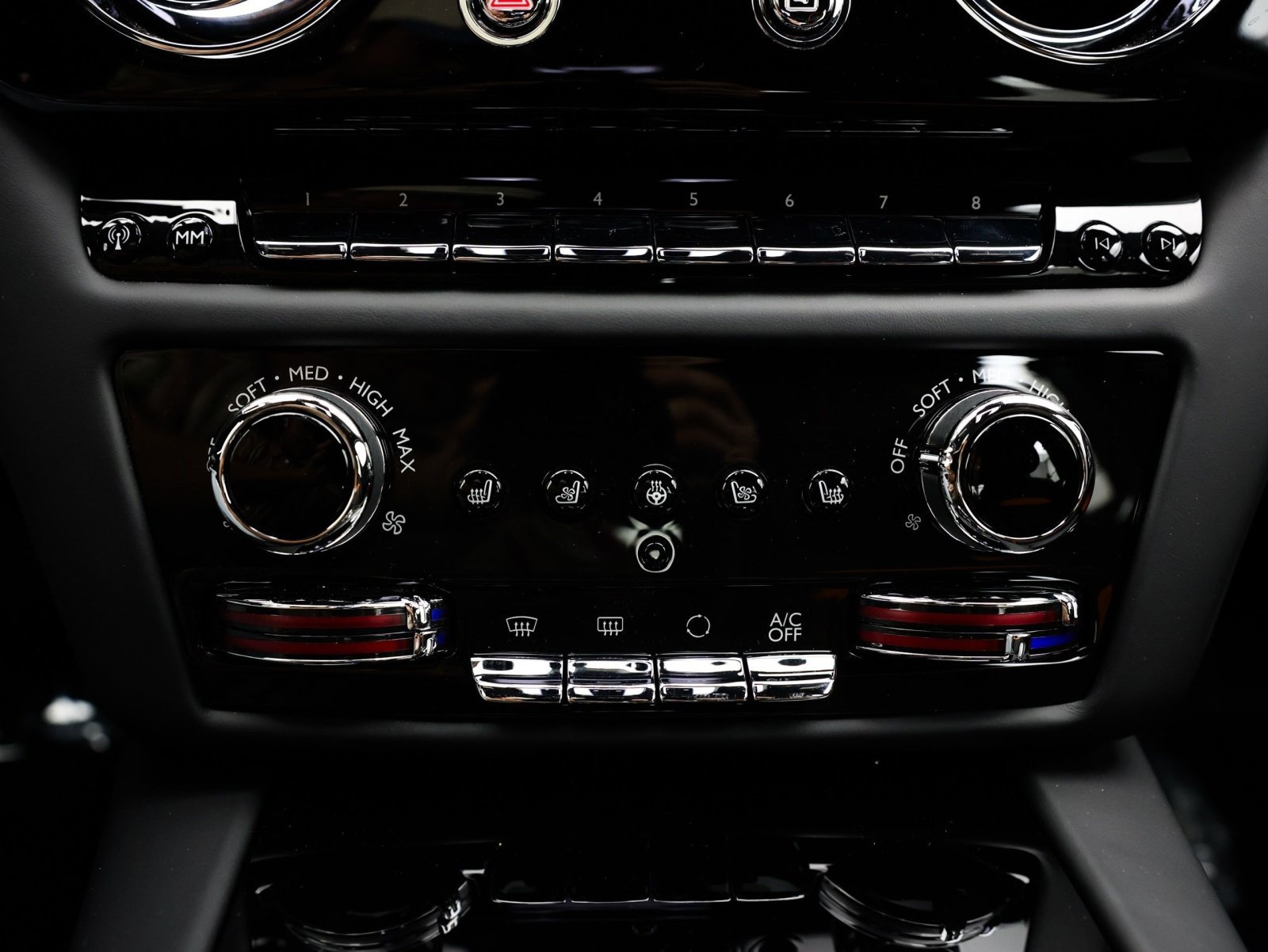 New 2027 Rolls-Royce Ghost AWD/4WD image 39