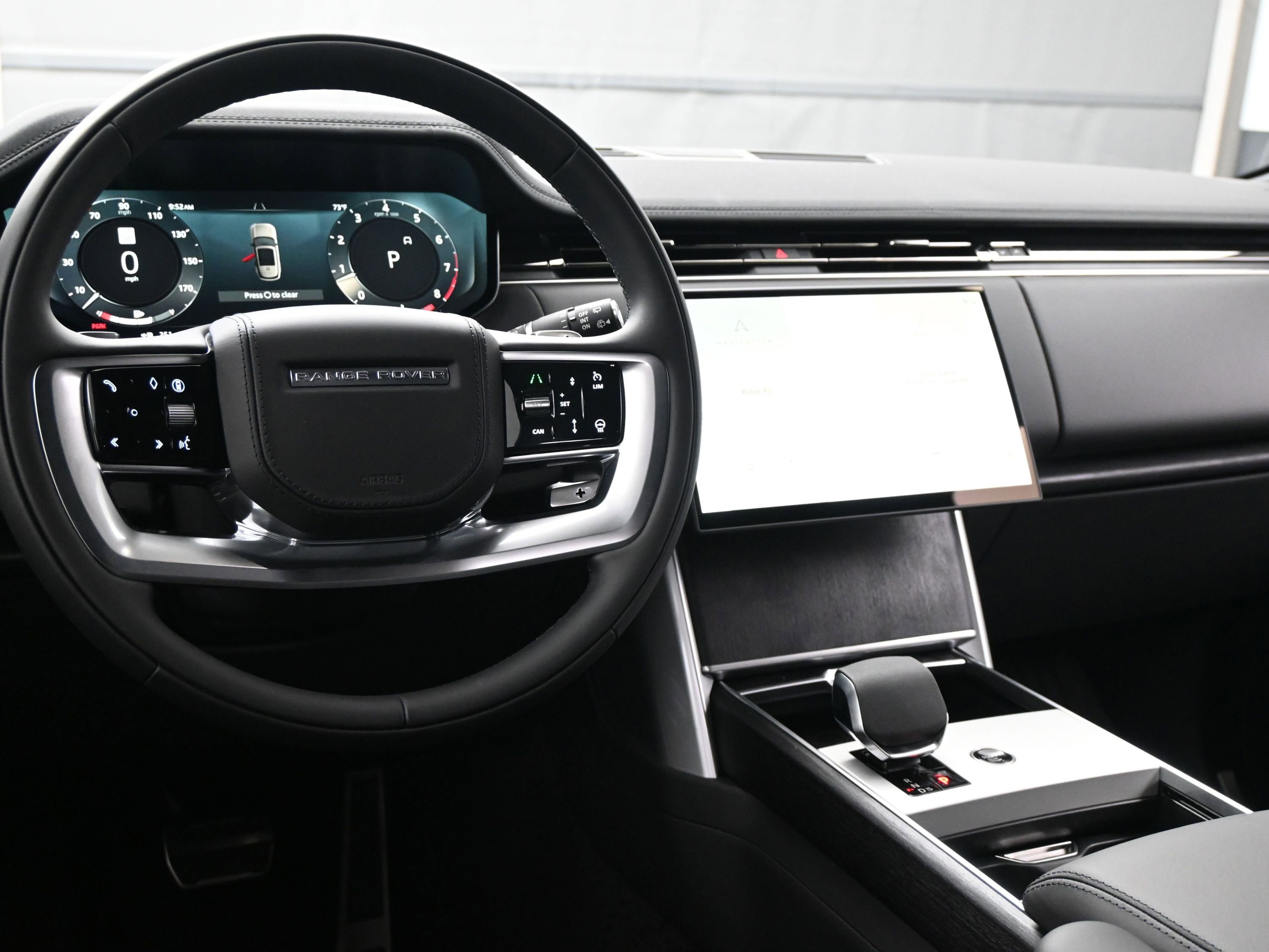New 2025 Land Rover Range Rover Long Wheelbase SE image 7
