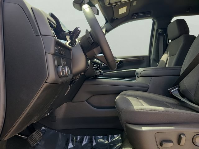 New 2026 Chevrolet Suburban LS w/ LPO, Dark Essentials Package RWD image 20