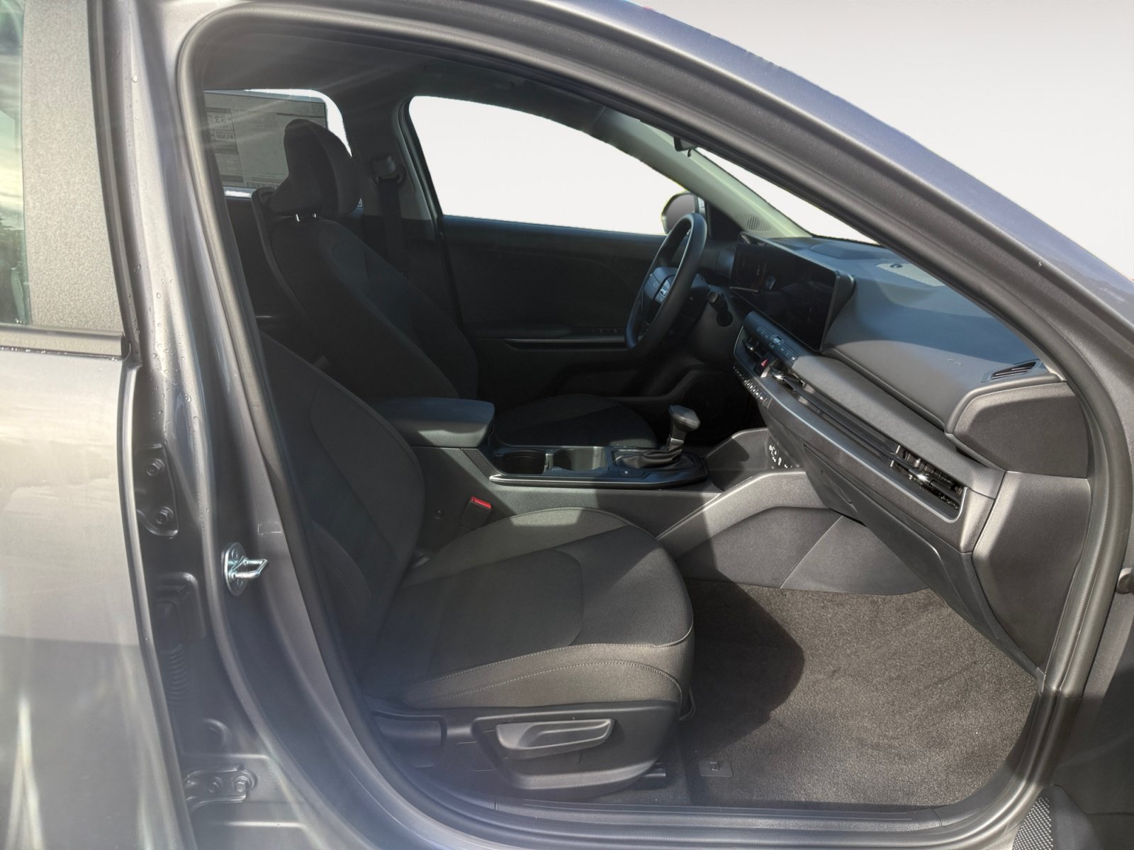 New 2026 Kia K4 FWD image 19