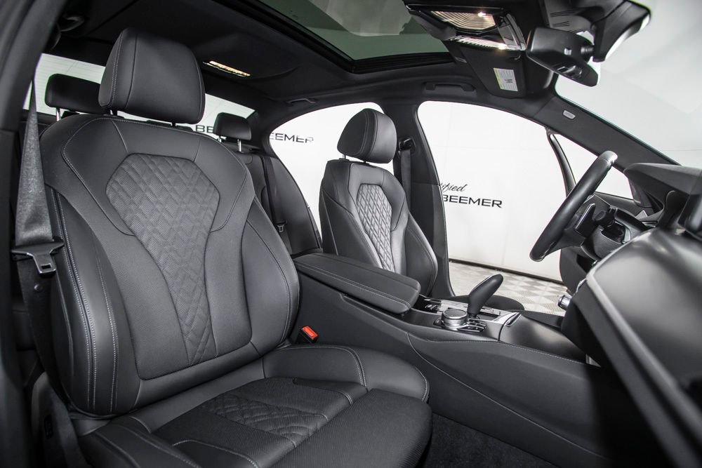 Used 2023 BMW 530e w/ M Sport Package RWD image 16