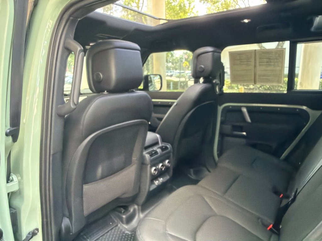 Used 2023 Land Rover Defender 110 75th Limited Edition AWD/4WD image 47
