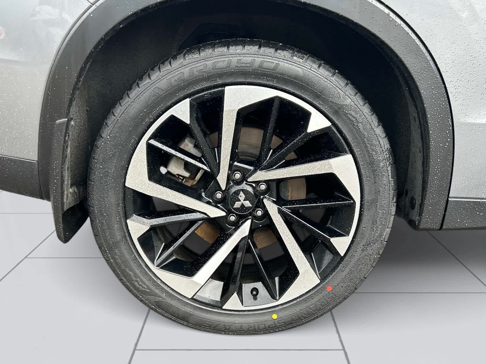 Used 2023 Mitsubishi Outlander SE AWD/4WD image 11