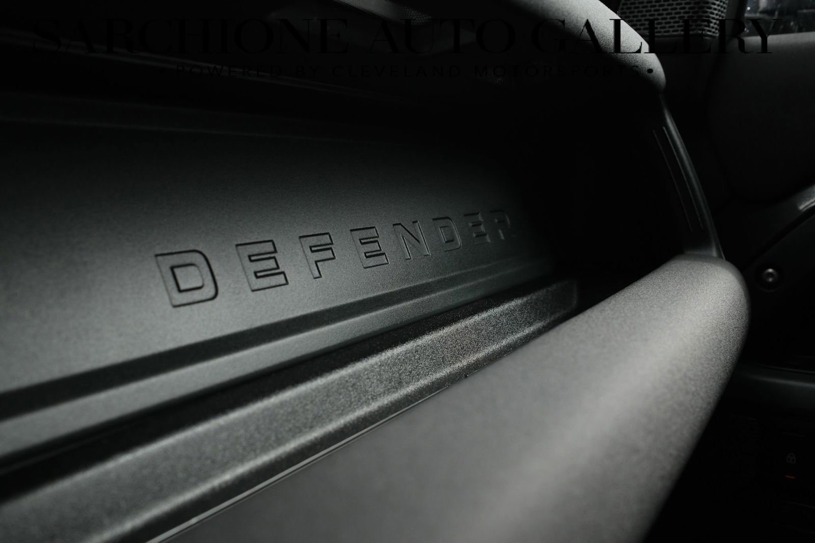 Used 2022 Land Rover Defender 90 X-Dynamic S image 27