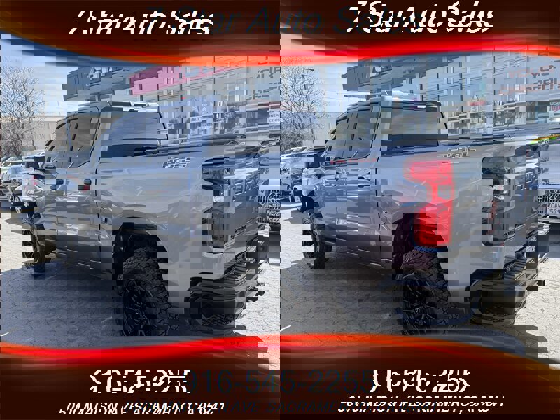 Used 2021 Chevrolet Silverado 1500 Custom Trail Boss w/ LPO, Dark Essentials Package image 4