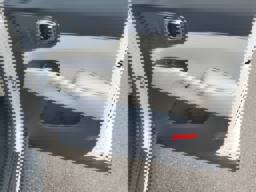 New 2026 Kia Sorento S w/ S Panoramic Sunroof Package image 15