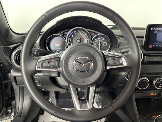 Used 2021 MAZDA MX-5 Miata Grand Touring RWD image 17