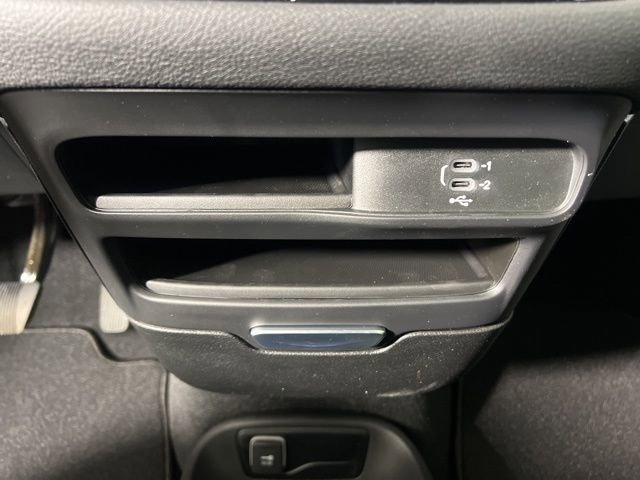 New 2026 Chrysler Pacifica Select FWD image 24