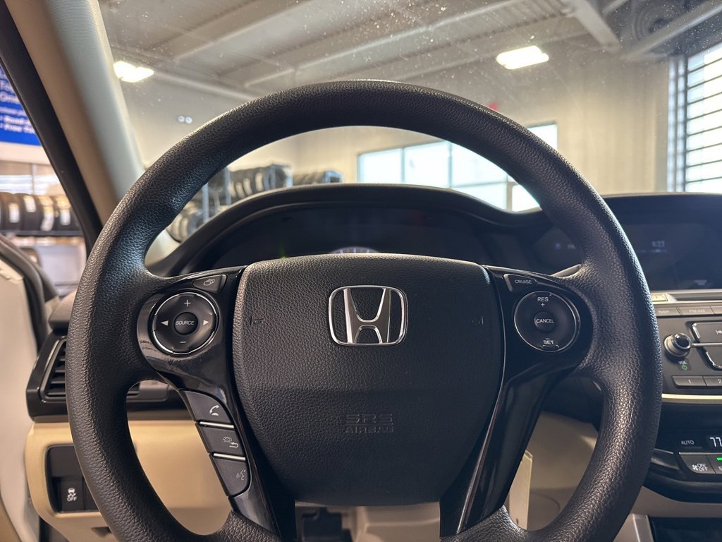 Used 2017 Honda Accord LX image 19