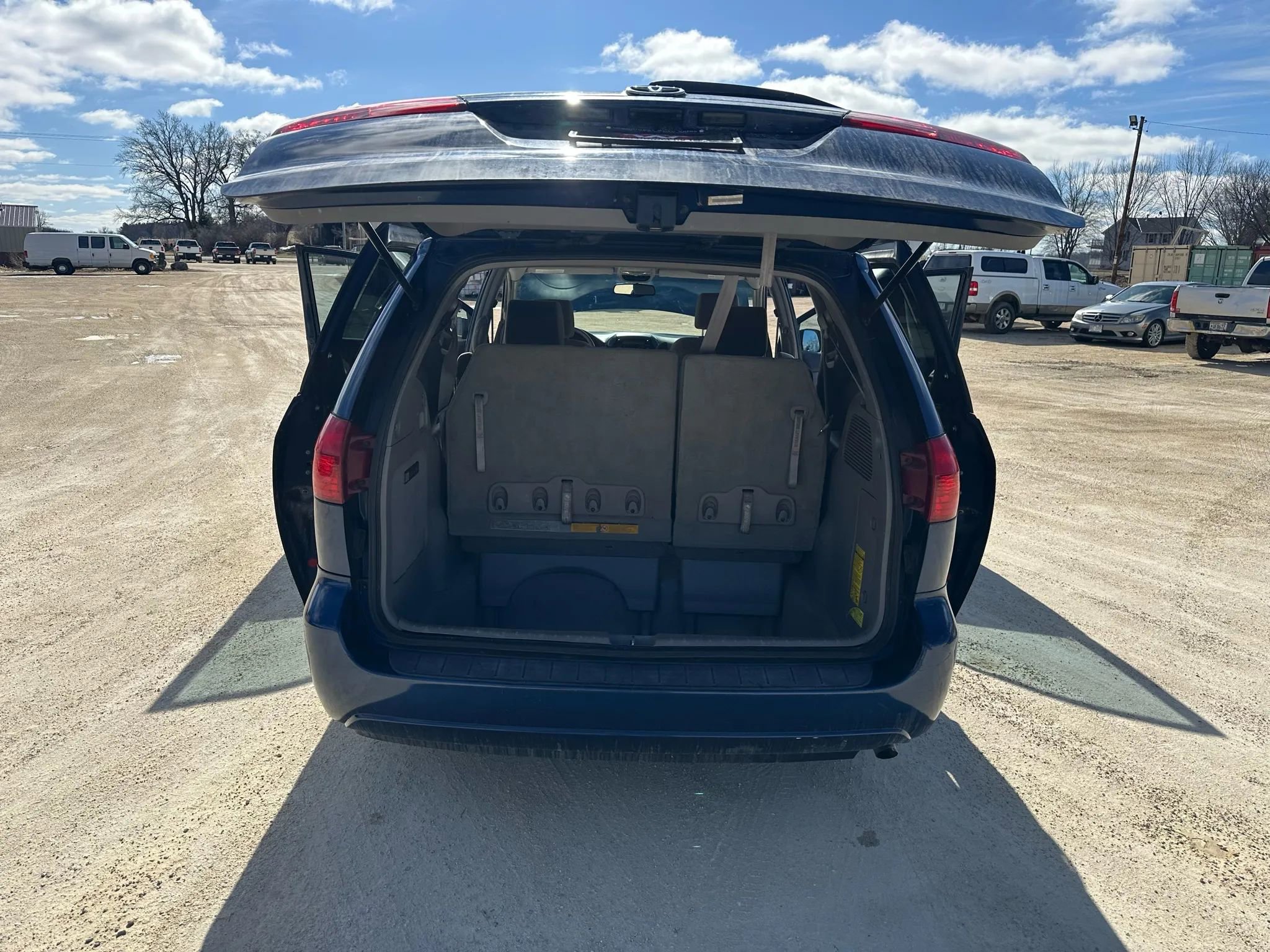 Used 2004 Toyota Sienna CE image 14
