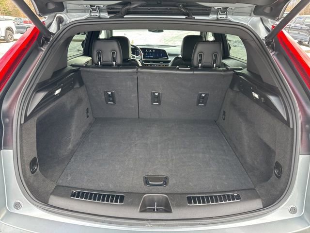 Used 2024 Cadillac XT4 Premium Luxury image 43