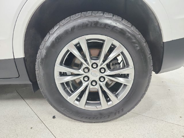 Used 2023 Cadillac XT5 Premium Luxury w/ LPO, Floor Liner Package AWD/4WD image 51