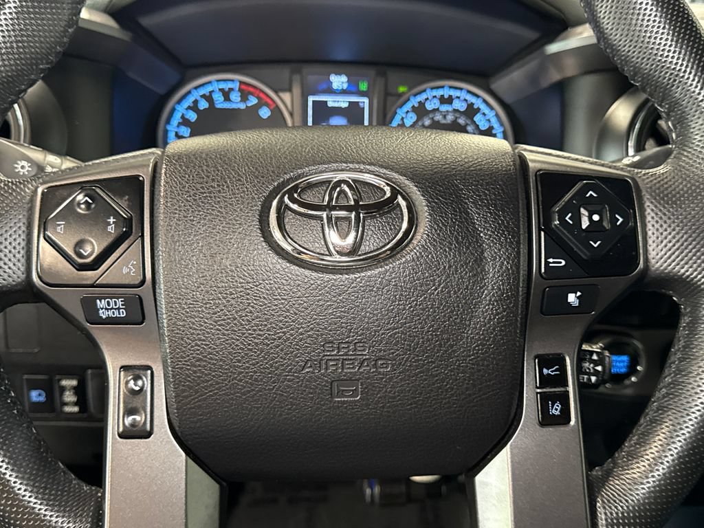 Used 2021 Toyota Tacoma TRD Sport AWD/4WD image 23