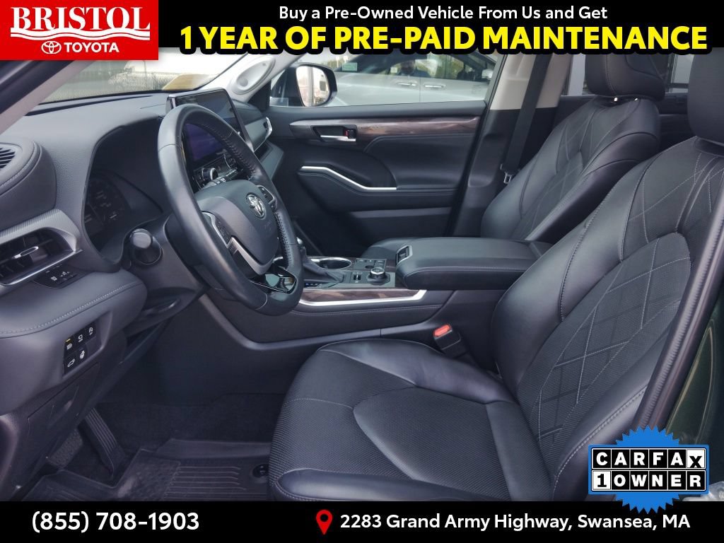 Used 2023 Toyota Highlander Platinum AWD/4WD image 16