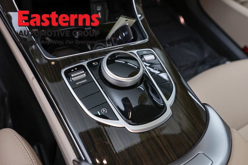 Used 2021 Mercedes-Benz C 300 4MATIC Sedan image 21