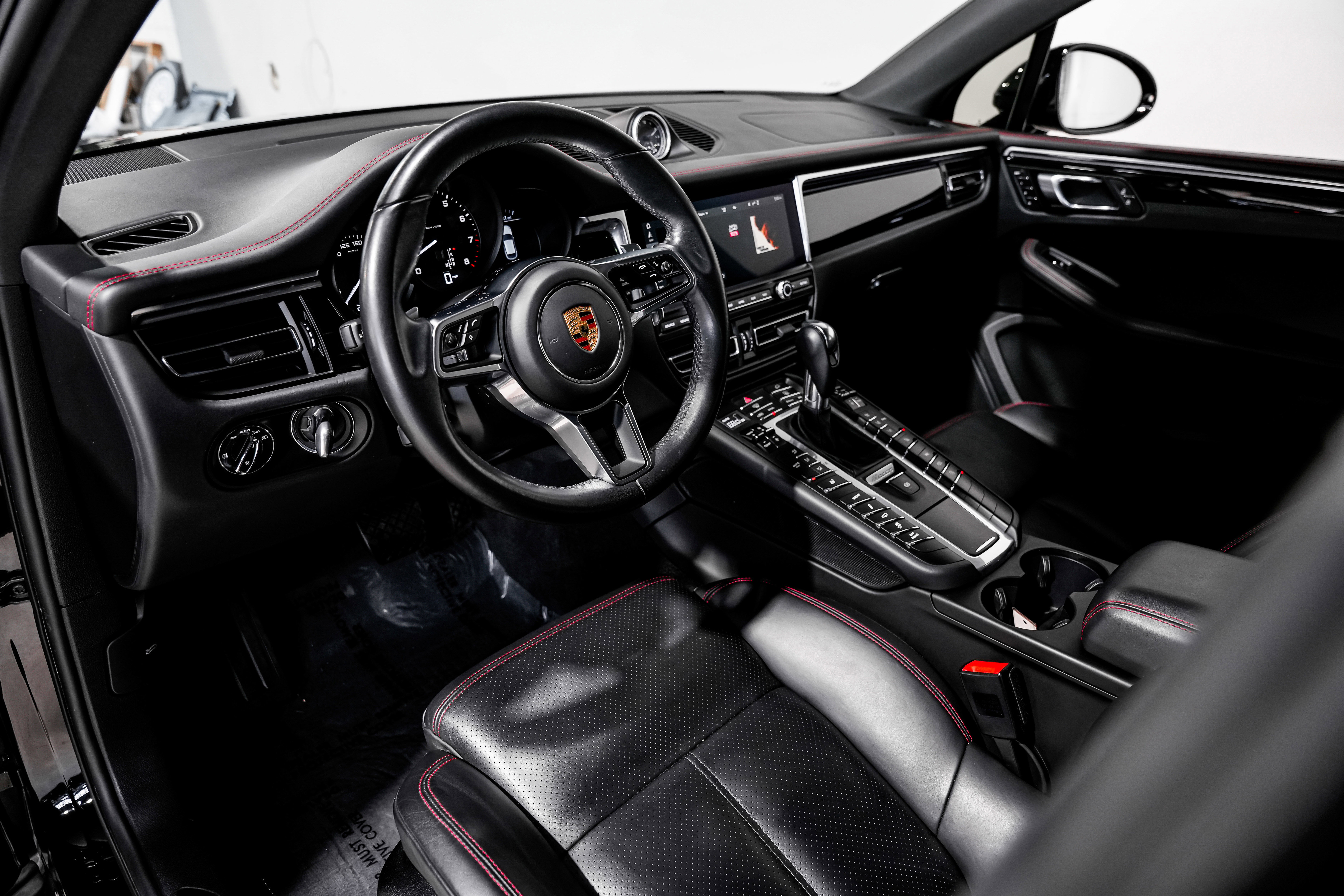 Used 2021 Porsche Macan GTS image 18