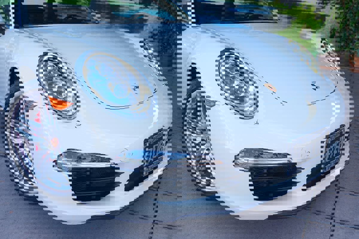 Used 2014 Porsche 911 Carrera S image 7