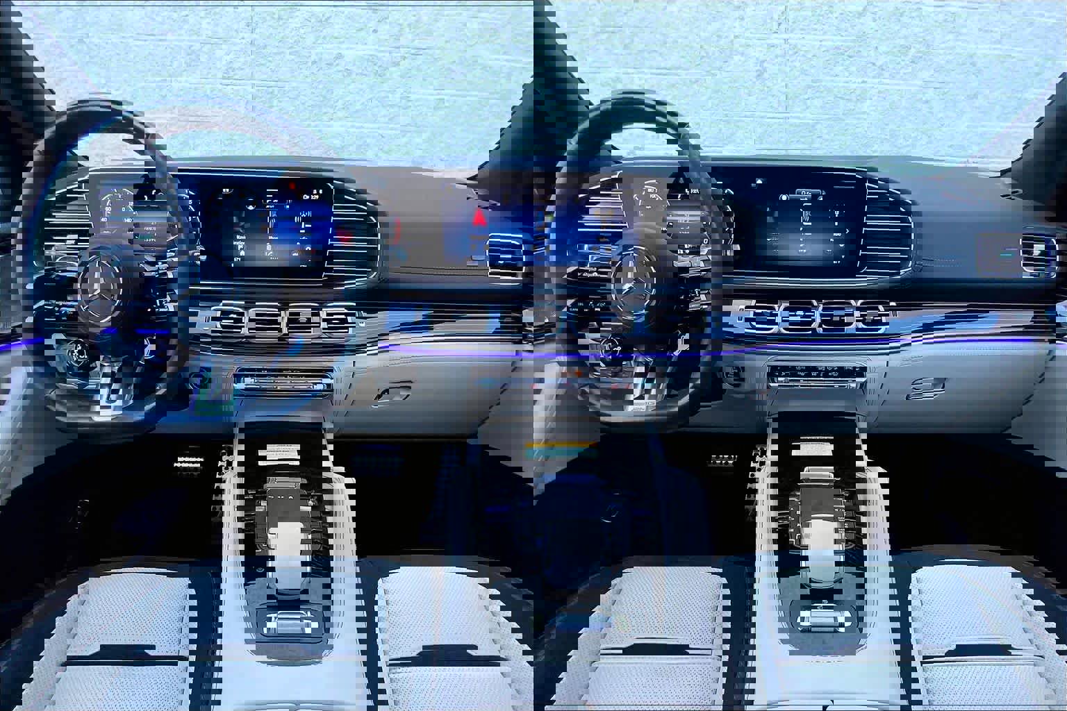 Used 2025 Mercedes-Benz GLE 53 AMG AMG GLE 53 image 14